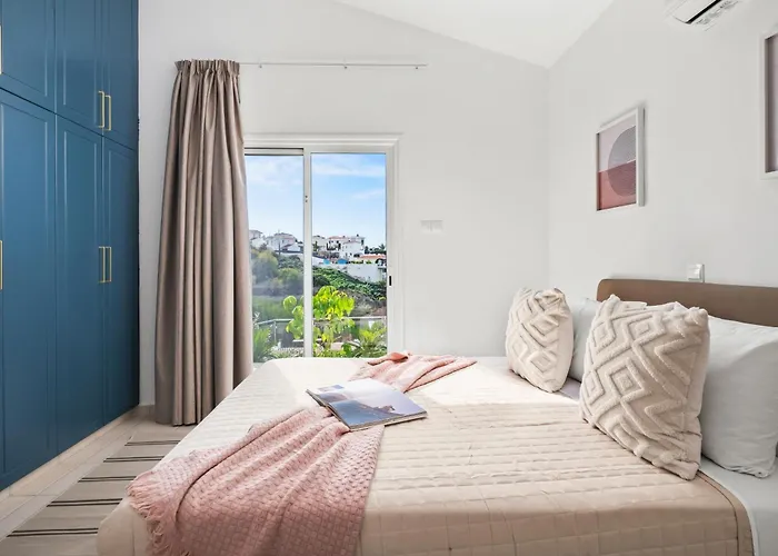 Golden Hour By Nomads Villa